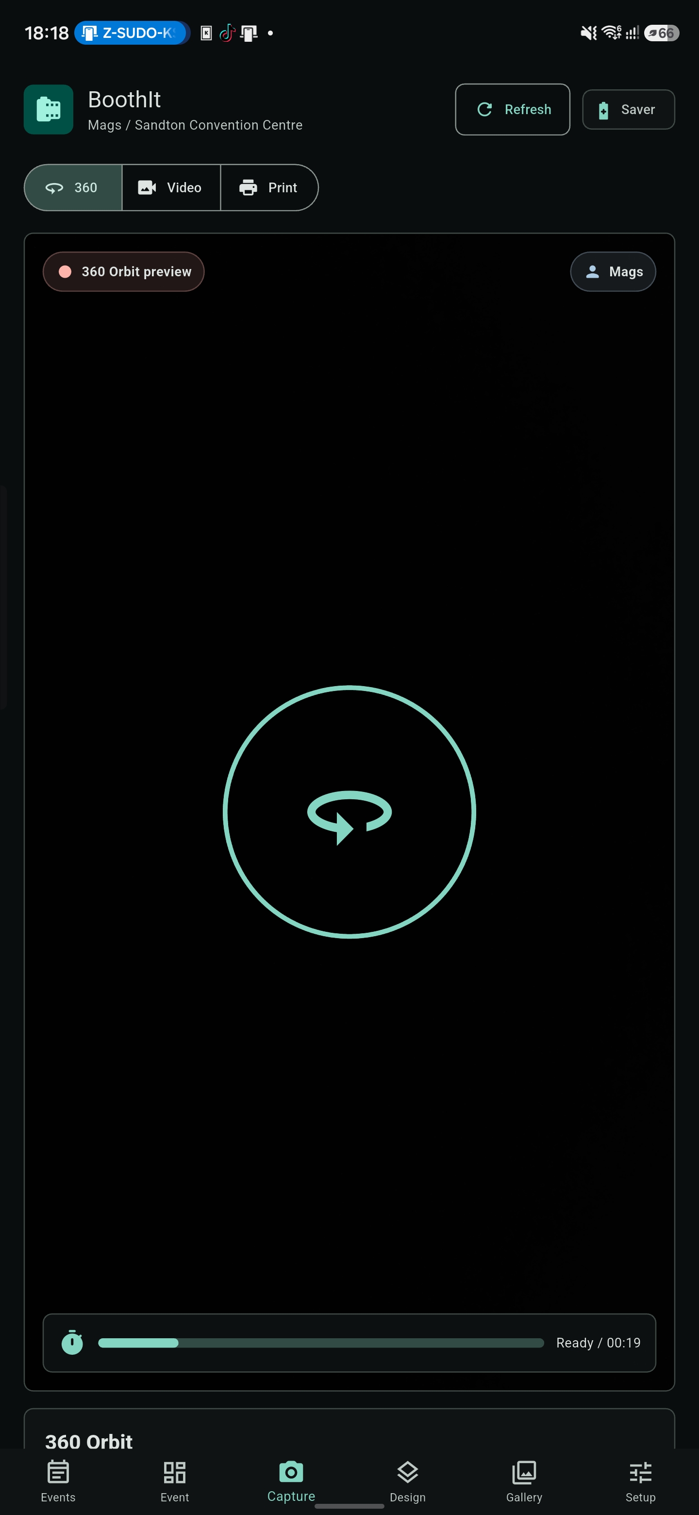 BoothIt capture screen showing 360 orbit preview